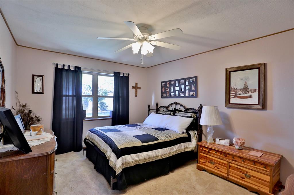 448 Elmdale Road Property Photo 18