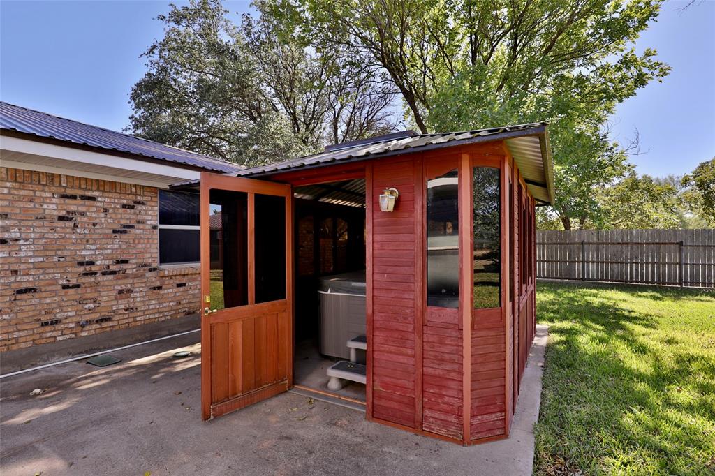 448 Elmdale Road Property Photo 25