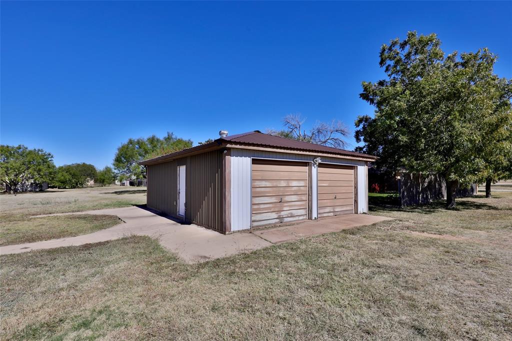 448 Elmdale Road Property Photo 28