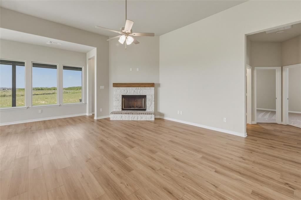 930 County Road 200 Property Photo 7
