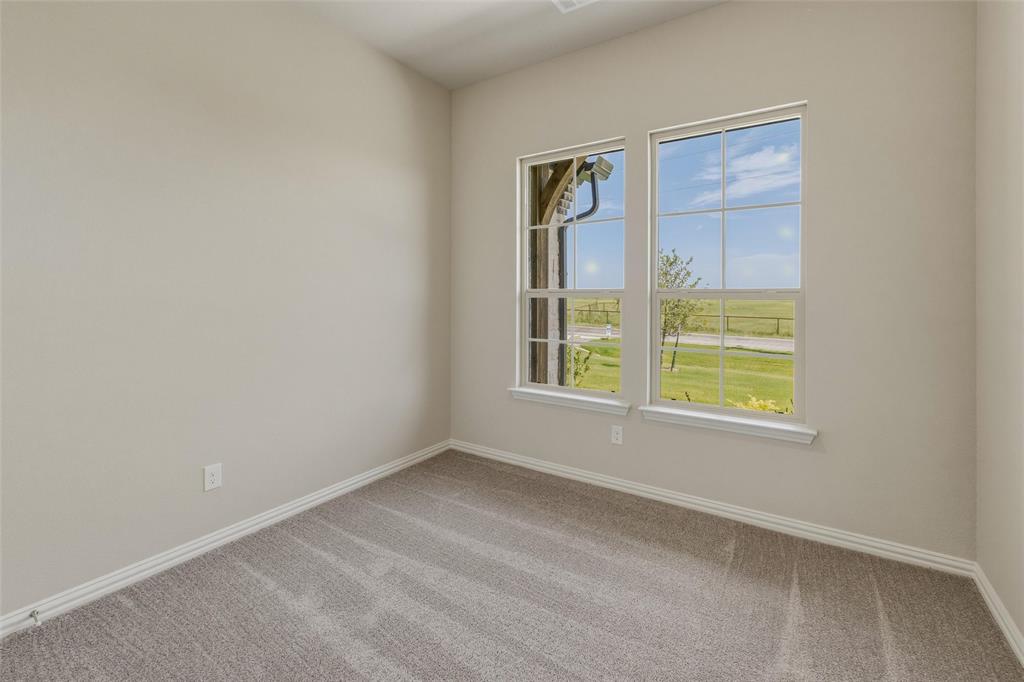 930 County Road 200 Property Photo 13
