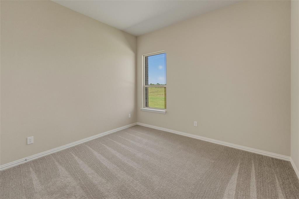 930 County Road 200 Property Photo 14