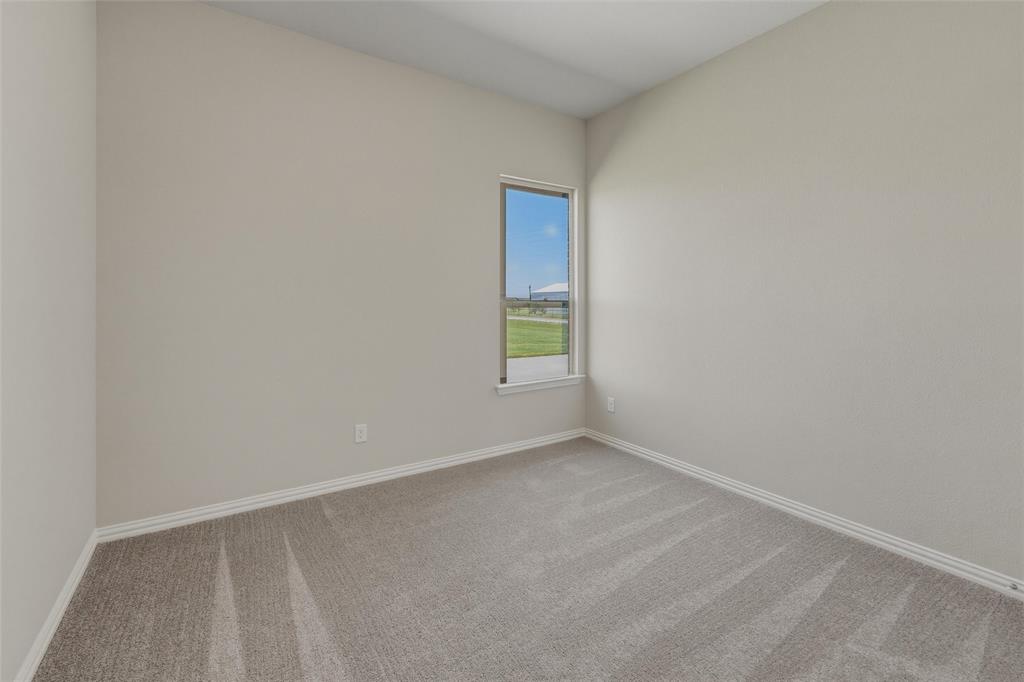 930 County Road 200 Property Photo 15