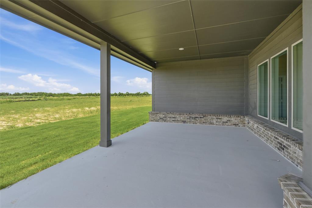 930 County Road 200 Property Photo 25