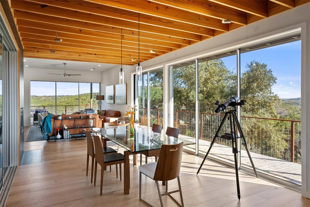 2037 Wolf Creek Ranch Road Property Photo 8
