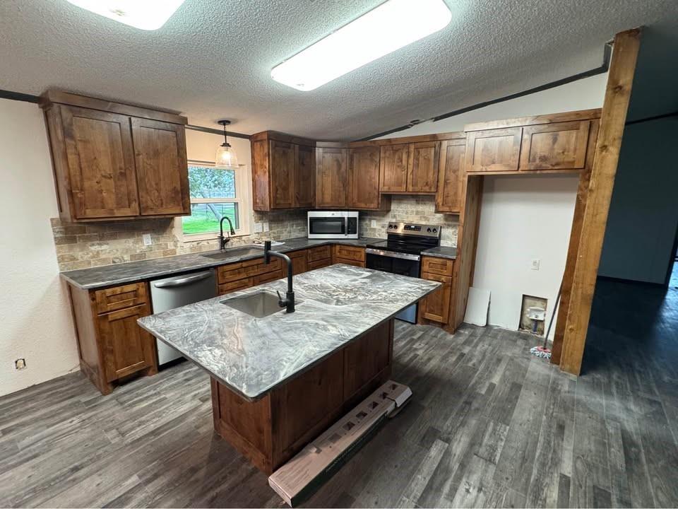 16283 County Road 1004 Property Photo 10
