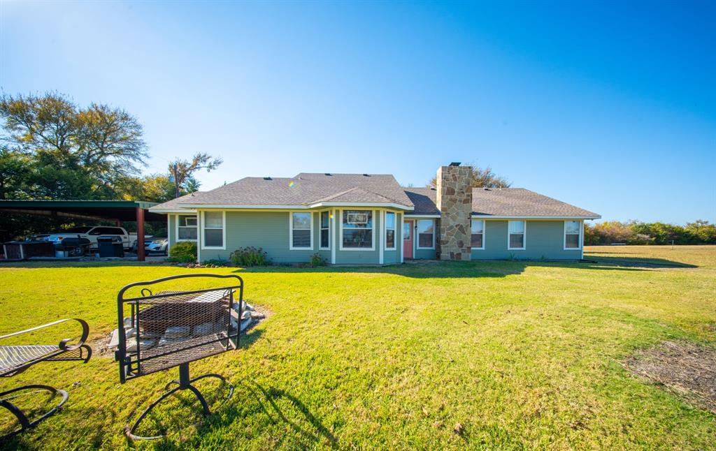 2830 Winding Oaks Property Photo 4