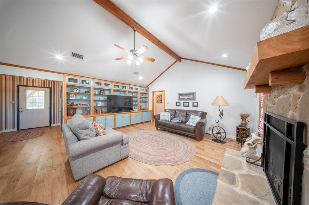 2830 Winding Oaks Property Photo 13