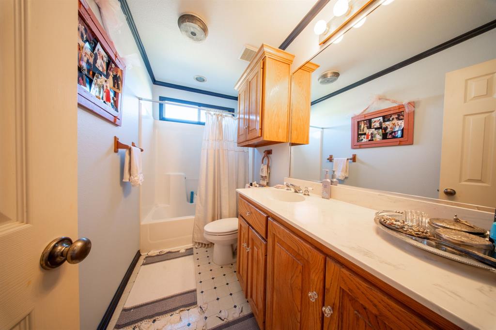 2830 Winding Oaks Property Photo 29