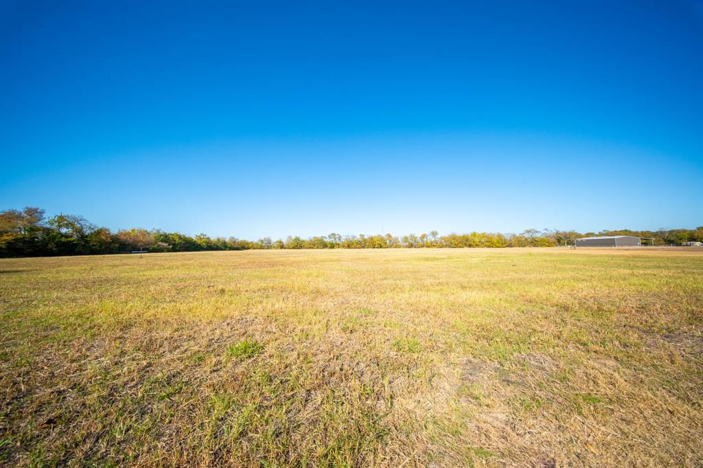 2830 Winding Oaks Trail Property Photo 5