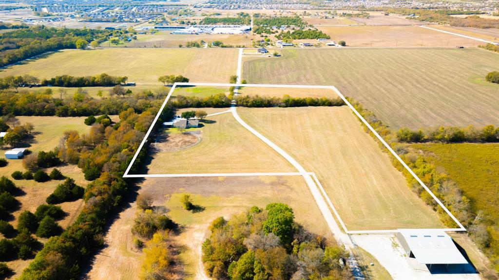 2830 Winding Oaks Trail Property Photo 27