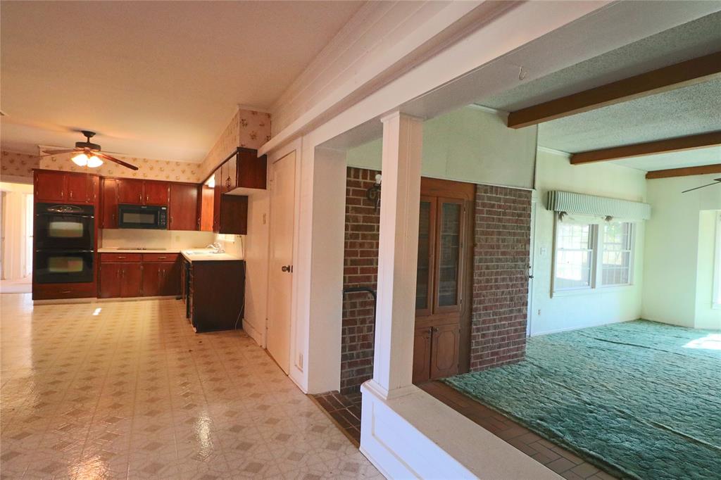 1825 Fm 27 Property Photo 9