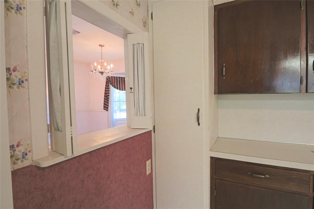 1825 Fm 27 Property Photo 11