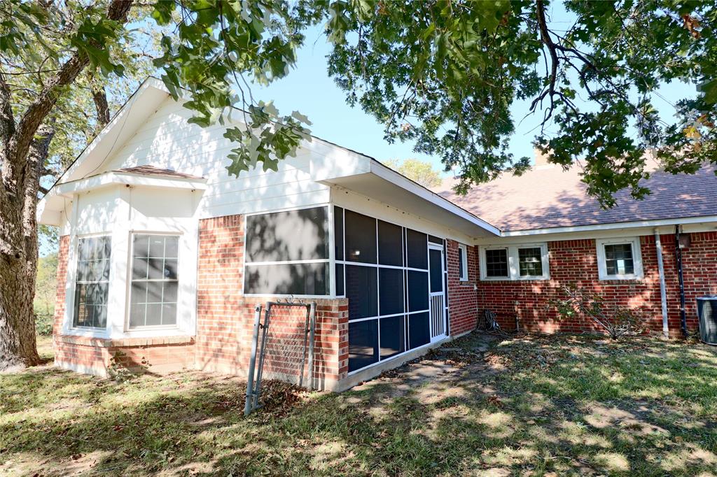 1825 Fm 27 Property Photo 29