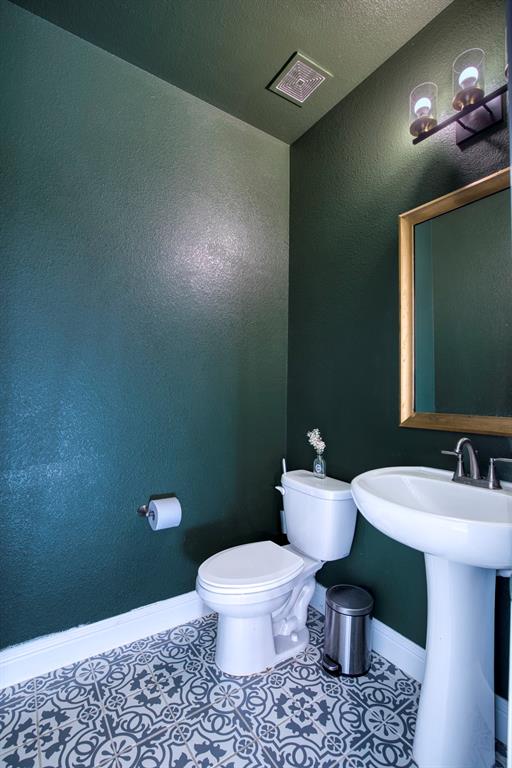 12605 Eagles Bluff Property Photo 5