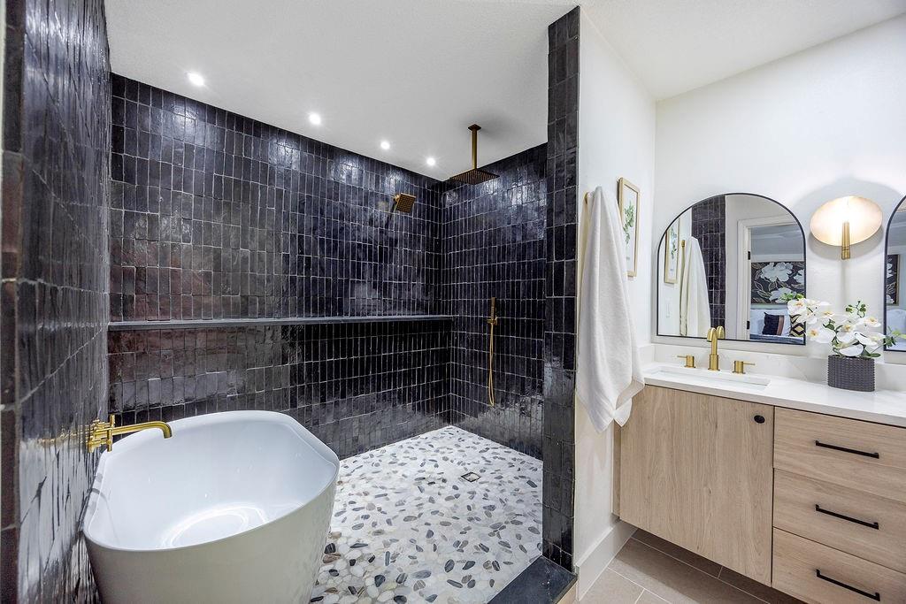 6304 Topaz Way Property Photo 1