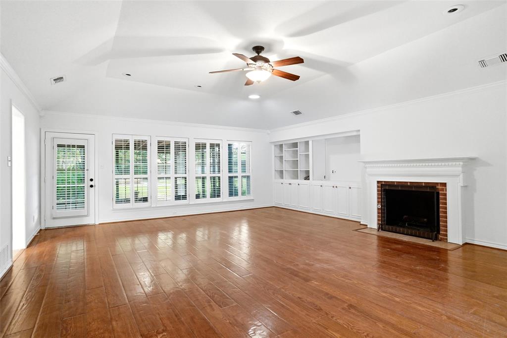 3704 Granada Trail Property Photo 3