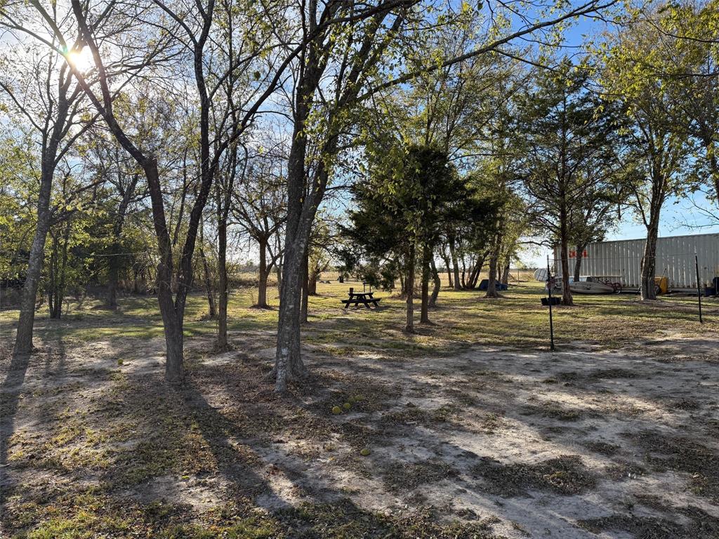 564 County Road 3201 Property Photo 8
