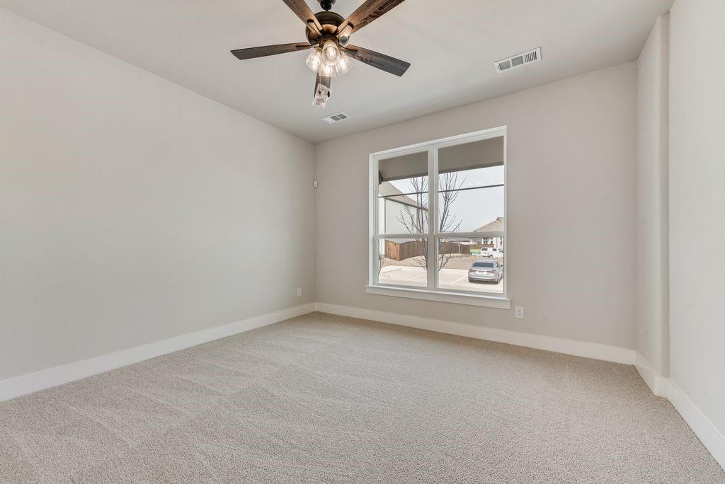 656 Blakelys Way Property Photo 15