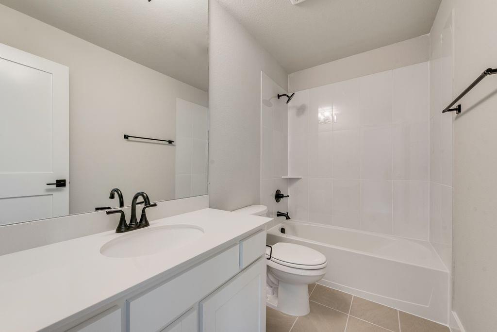 656 Blakelys Way Property Photo 24
