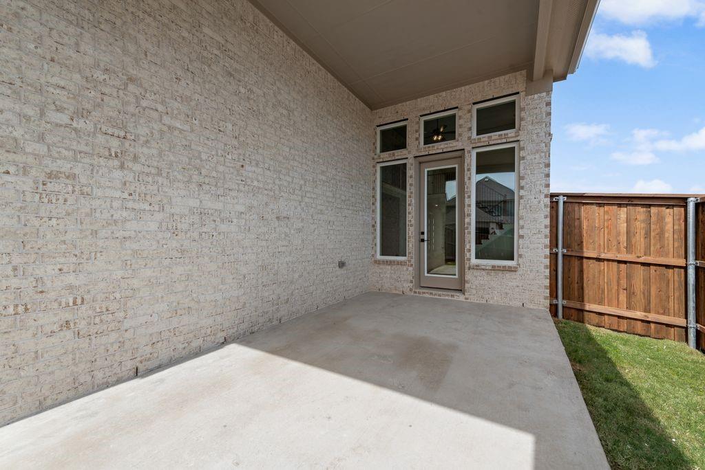 656 Blakelys Way Property Photo 30