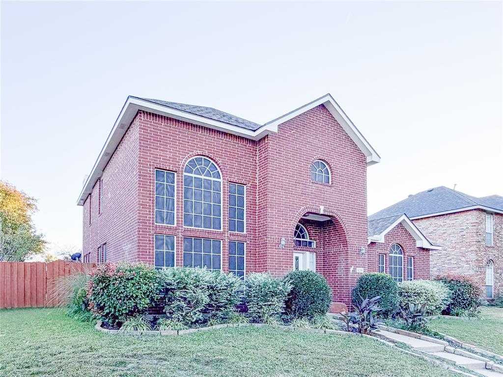 1236 Whitehorse Drive Property Photo 3
