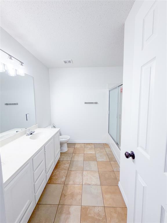 1236 Whitehorse Drive Property Photo 11