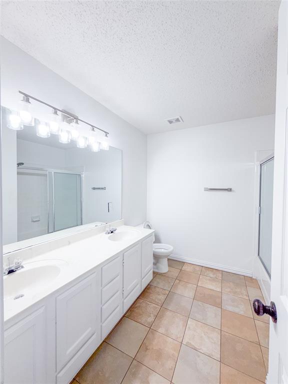 1236 Whitehorse Drive Property Photo 12