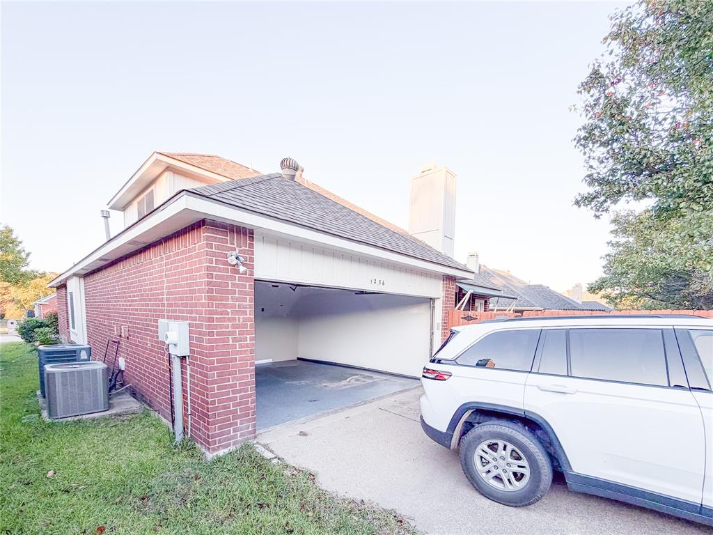 1236 Whitehorse Drive Property Photo 19