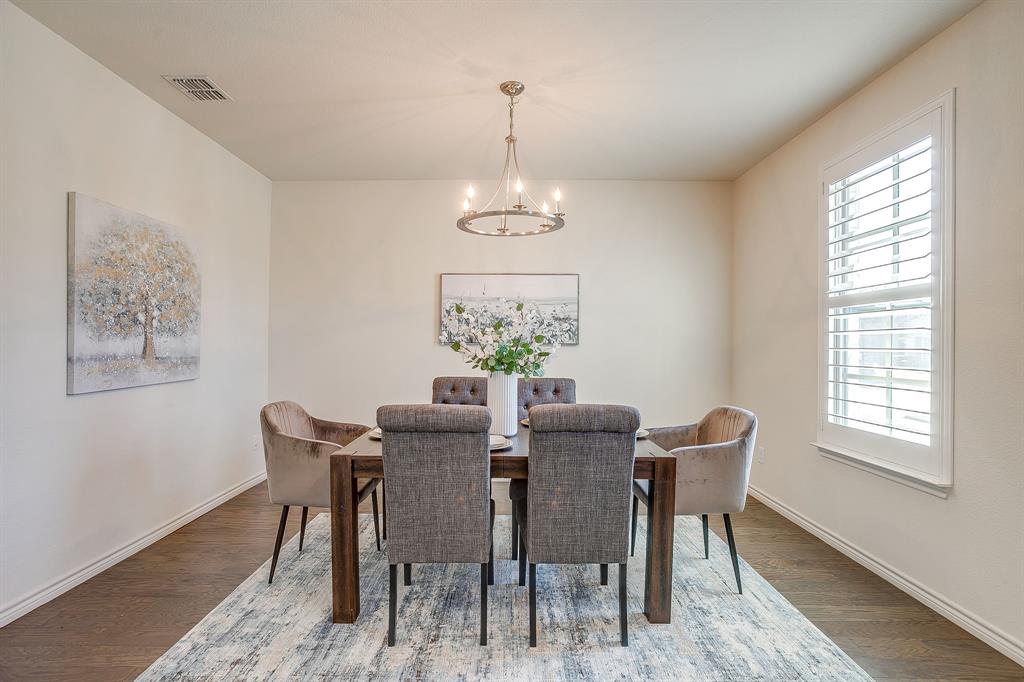 100 Grey Stone Street Property Photo 4