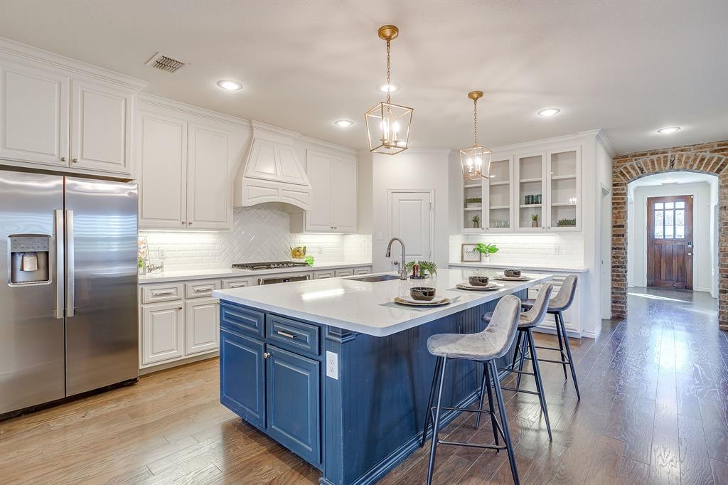 100 Grey Stone Street Property Photo 7