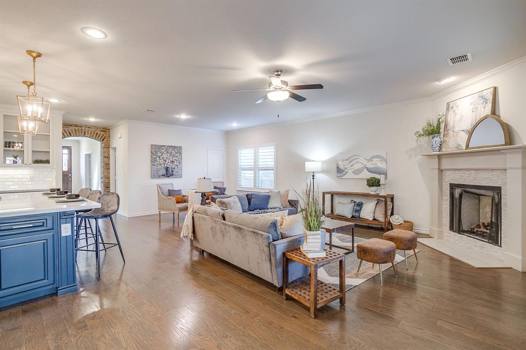100 Grey Stone Street Property Photo 11