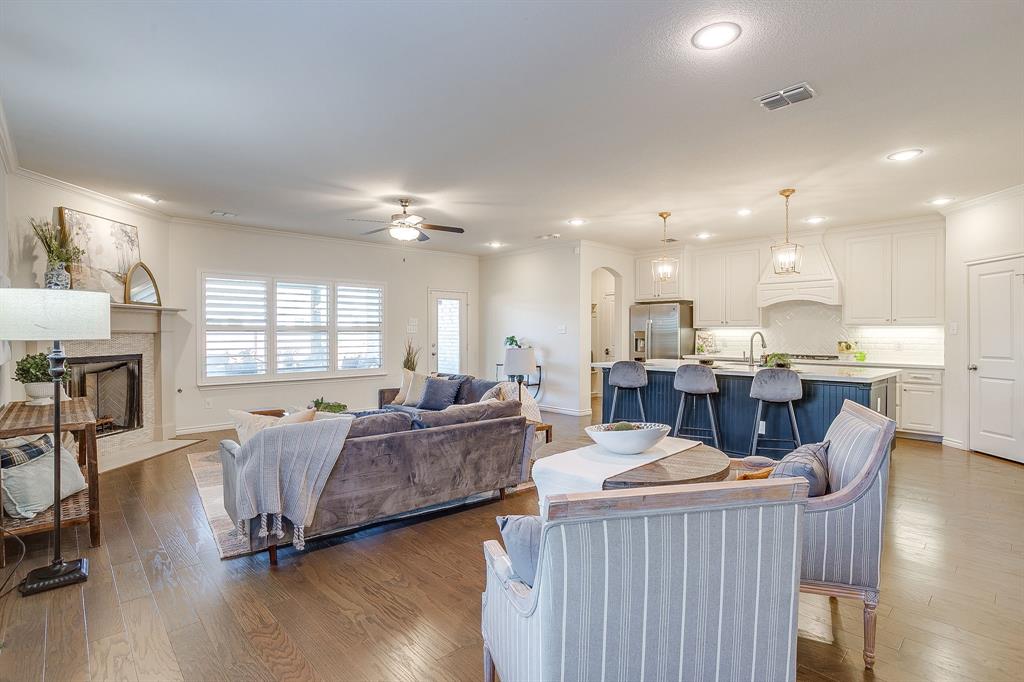100 Grey Stone Street Property Photo 14