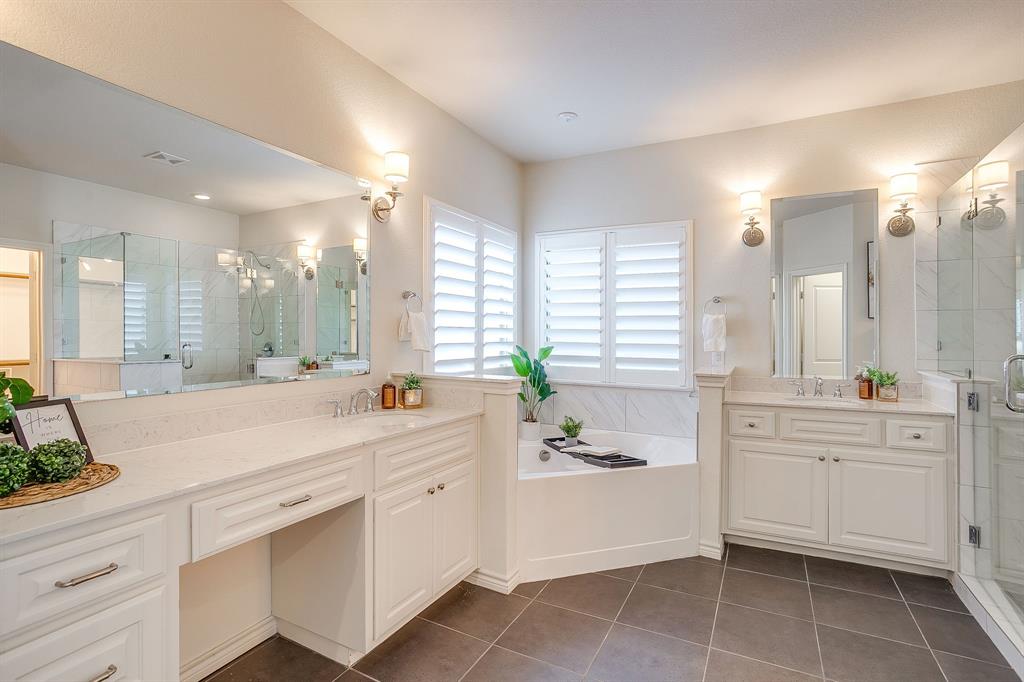 100 Grey Stone Street Property Photo 18