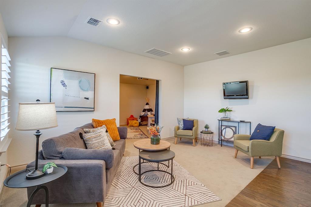 100 Grey Stone Street Property Photo 30