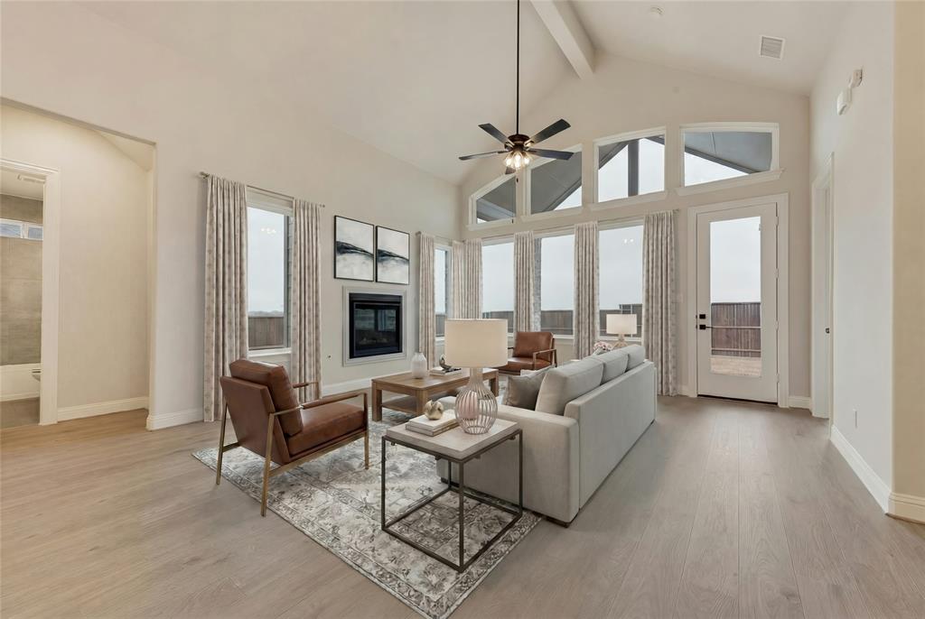 1116 Monterra Way Property Photo 2