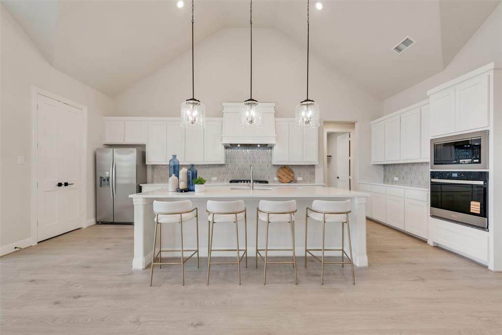 1116 Monterra Way Property Photo 5