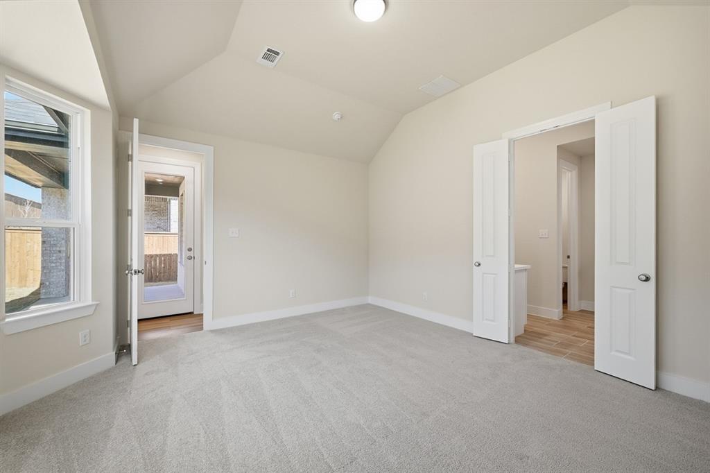 5048 Westhaven Circle Property Photo 9