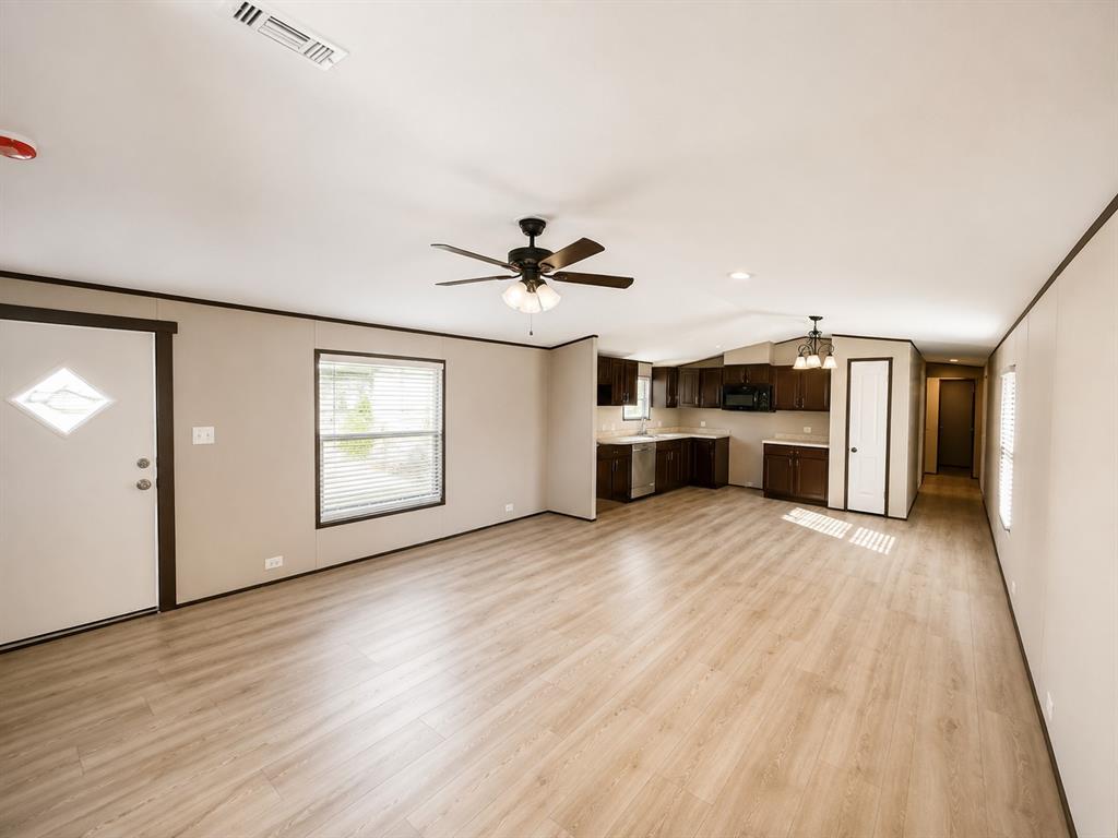 5421 Lake View Drive Property Photo 5