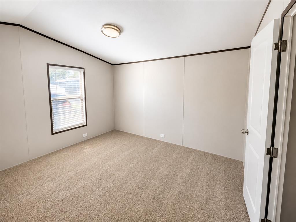 5421 Lake View Drive Property Photo 8