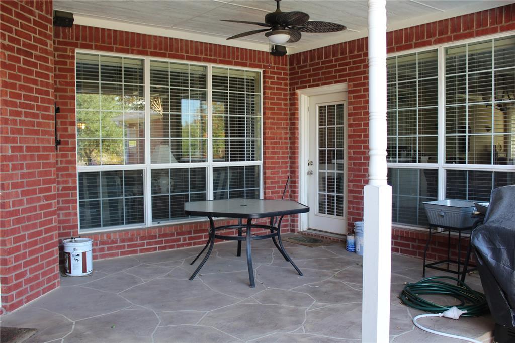 2131 Deer Run Property Photo 8
