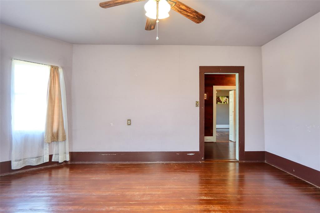 2620 State Highway 7 Property Photo 11