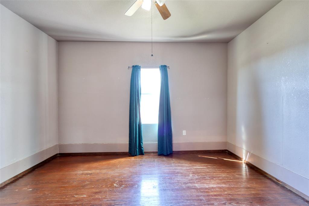 2620 State Highway 7 Property Photo 13