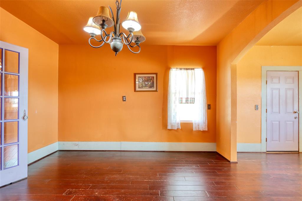 2620 State Highway 7 Property Photo 16