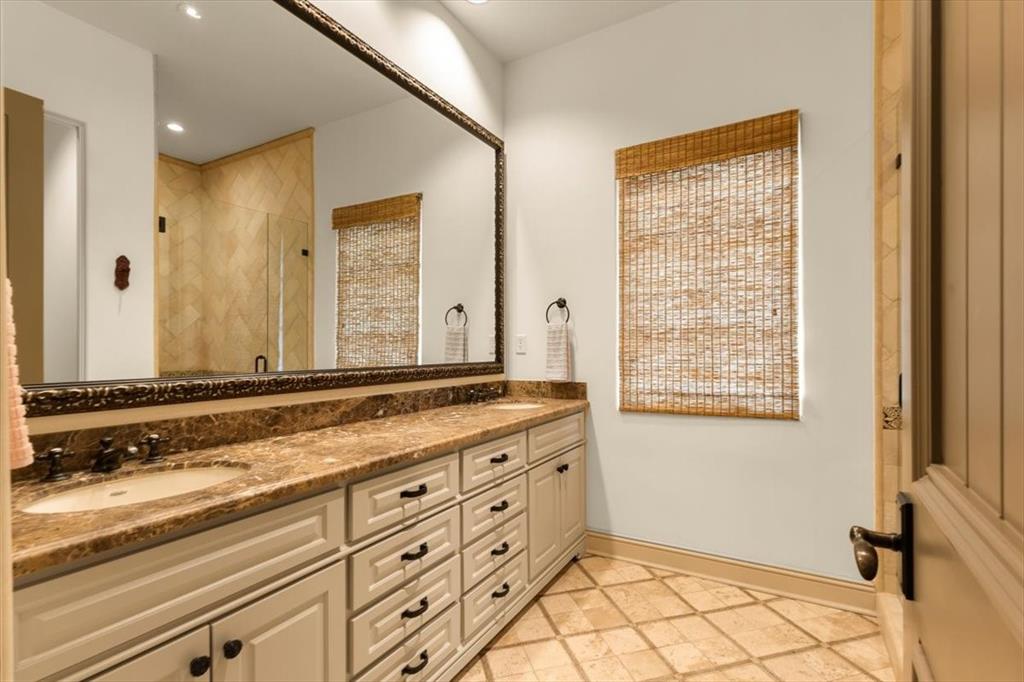 4573 Cascades Shoreline Drive Property Photo 25