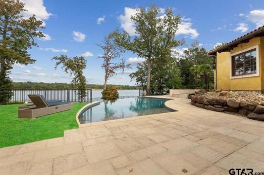 4573 Cascades Shoreline Drive Property Photo 36
