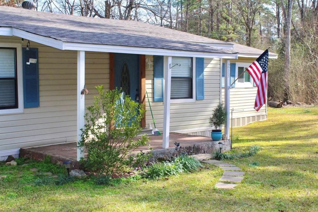 213 Bossier Street Property Photo 6