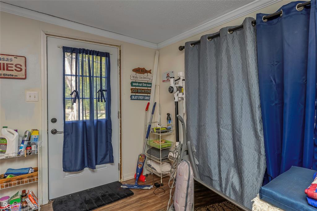 213 Bossier Street Property Photo 29