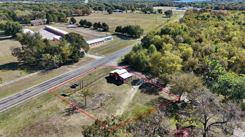 102 Rs County Road 1622 Property Photo 12