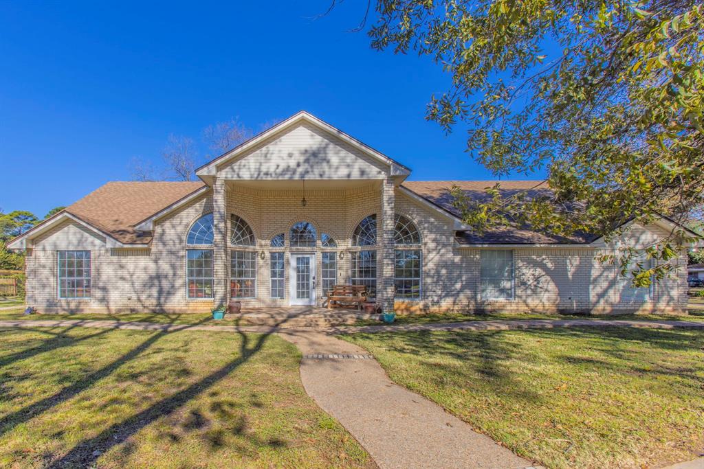 2622 Kendall Lane Property Photo 1